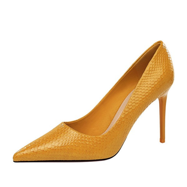 Νέο μοντέλο κομψά γυναικεία παπούτσια με ψηλό τακούνι