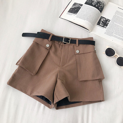 Sieviešu šorti ar jostu un kabatām
