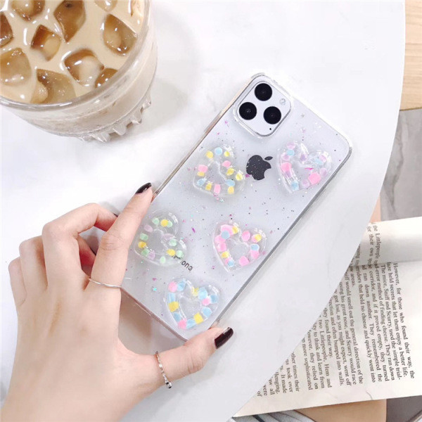 Διαφανής θήκη από σιλικόνη με 3D έγχρωμες καρδιές για το iPhone 11 Pro Max