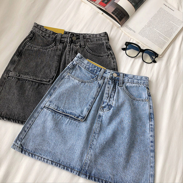 Γυναικεία φούστα denim με τσέπες και ψηλή μέση