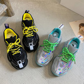 Ikdienas sieviešu kedas ar mežģīnēm un rupju mākslīgās ādas zoli