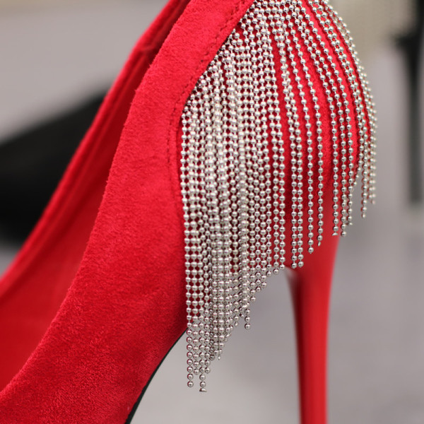 Modern női cipők új modellje 10 cm-es sarokkal, akasztós fém elemekkel