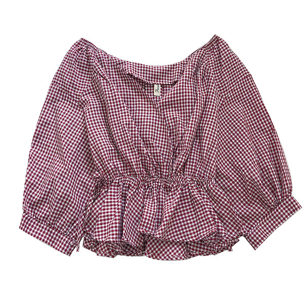 Kockás női blúz spitz nyakkivágással és derékkötővel
