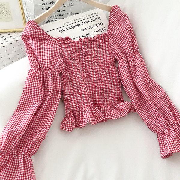 Rūtaina sieviešu blūze ar kvadrātveida kakla izgriezumu