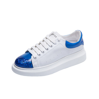 Καθημερινά γυναικεία παπούτσια eco δρεμ`ατινα με ίσια σόλα και λαμπερά στοιχεία