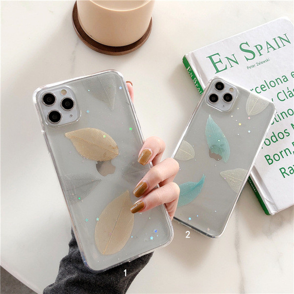 Átlátszó tok levelekkel és fényes részecskékkel iPhone 11 Pro Max készülékhez