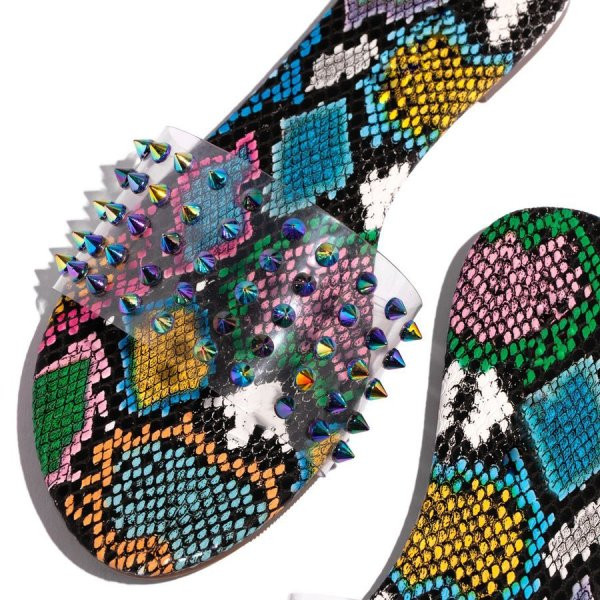 Naujas vasarinių šlepečių modelis iš eko odos ir silikono plokščiu padu