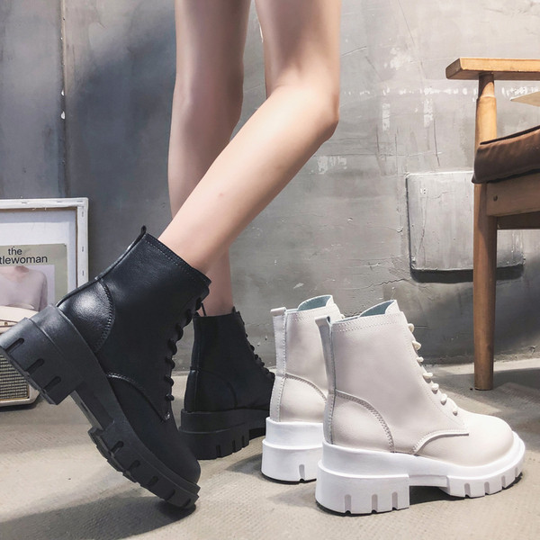 Rudens-ziemas sieviešu zābaki ar rupju zoli no eko ādas