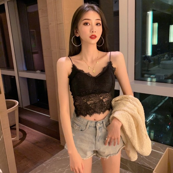 Sieviešu mežģīņu tops ar špica kakla izgriezumu un plānām lencītēm