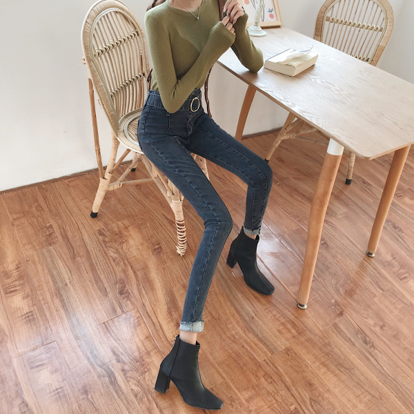 Ikdienas sieviešu džinsi Slaids modelis ar augstu vidukli un jostu