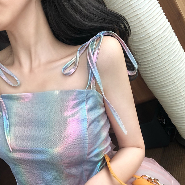 Daudzkrāsains sieviešu tops ar plānām lencēm