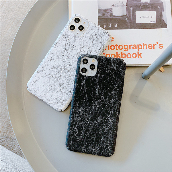 Maska za iPhone 11 Pro Max u crno-bijeloj boji