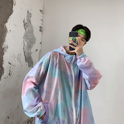 Új modell férfi tavaszi kabát széles modell, hátul rátéttel