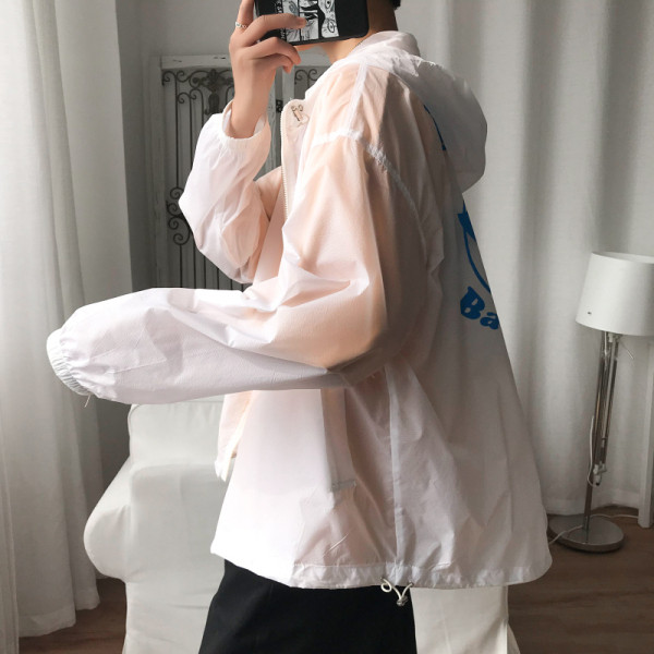 Új modell férfi tavaszi kabát széles modell, hátul rátéttel