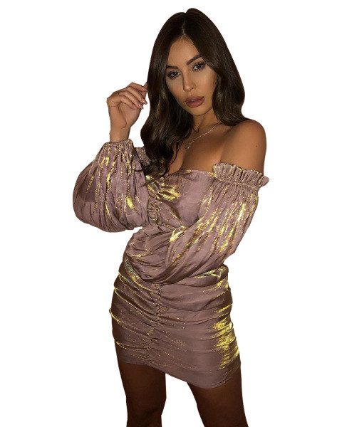 Aktuális női ruha testre szabott modell leejtett ujjakkal, fényes hatású