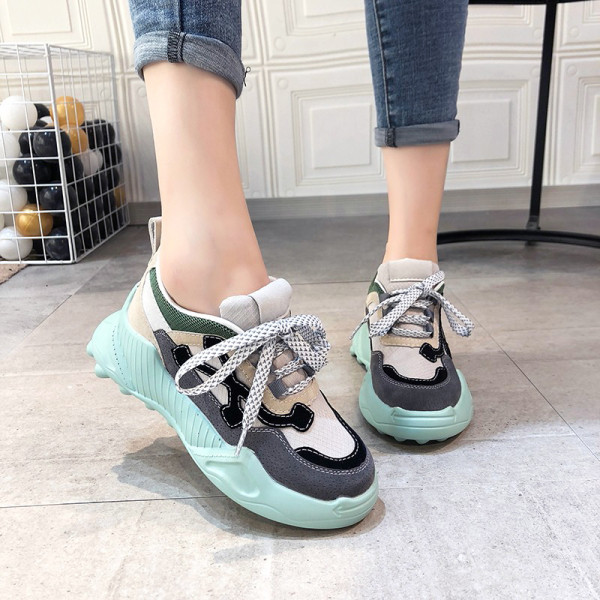 Új modell alkalmi női tornacipők durva talppal