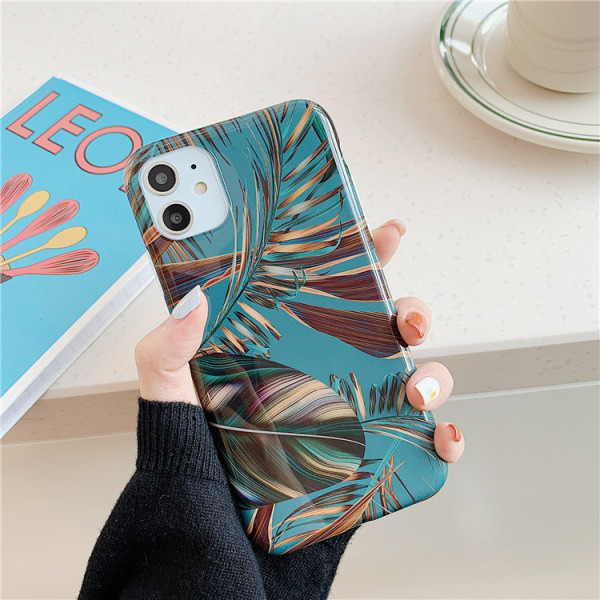 Maciņš iPhone 11 ar ziedu rakstu