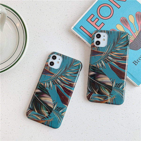 Maciņš iPhone 11 ar ziedu rakstu