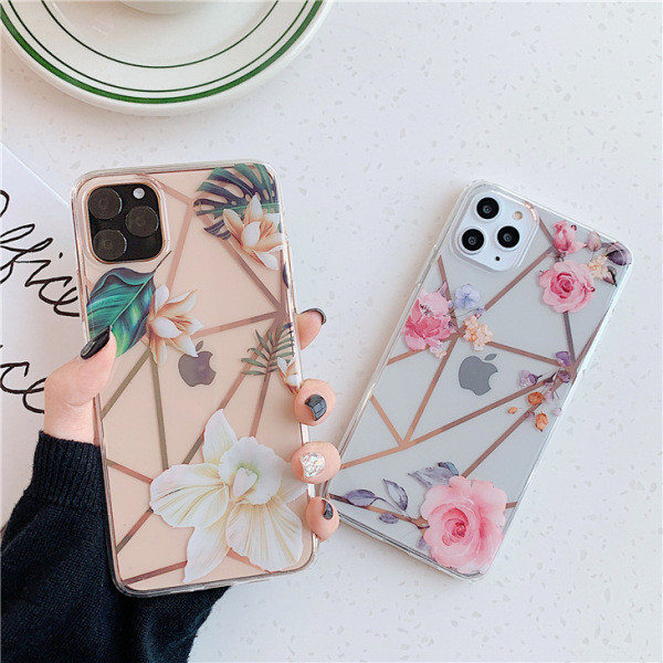 Korpuss iPhone 11 Pro Max ar ziediem - divi modeļi