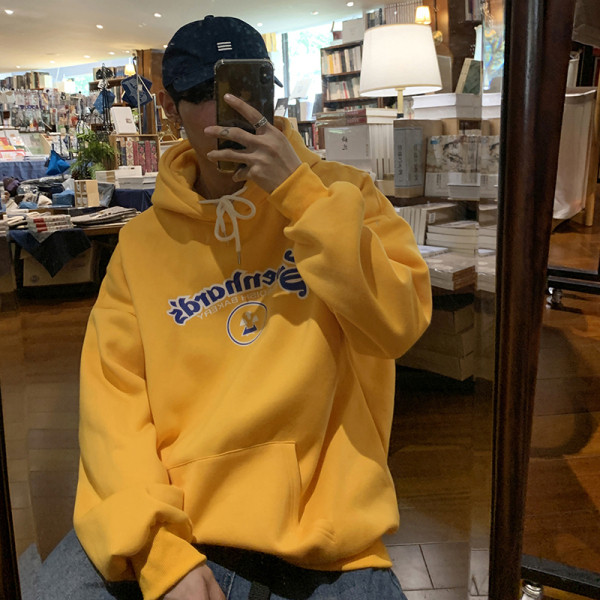 Casual ανδρικό φούτερ με κουκούλα και γράμματα