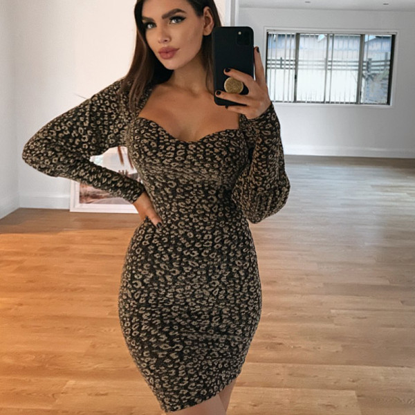 Rochie scurta de dama cu maneci lungi si model leopard
