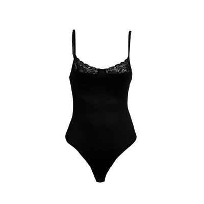 Sieviešu melns bodijs ar plānām lencēm un mežģīnēm