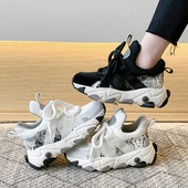 Μοντέρνα γυναικεία αθλητικά πάνινα παπούτσια