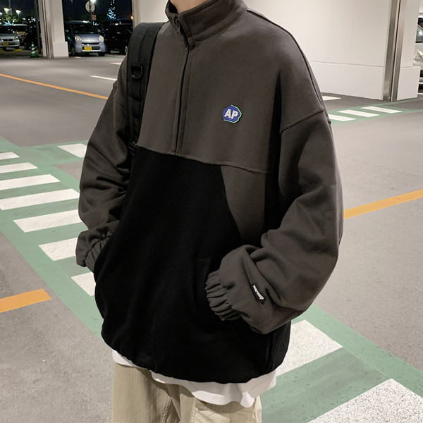 Ανδρικό φούτερμ με φερμουάρ με τσέπες 