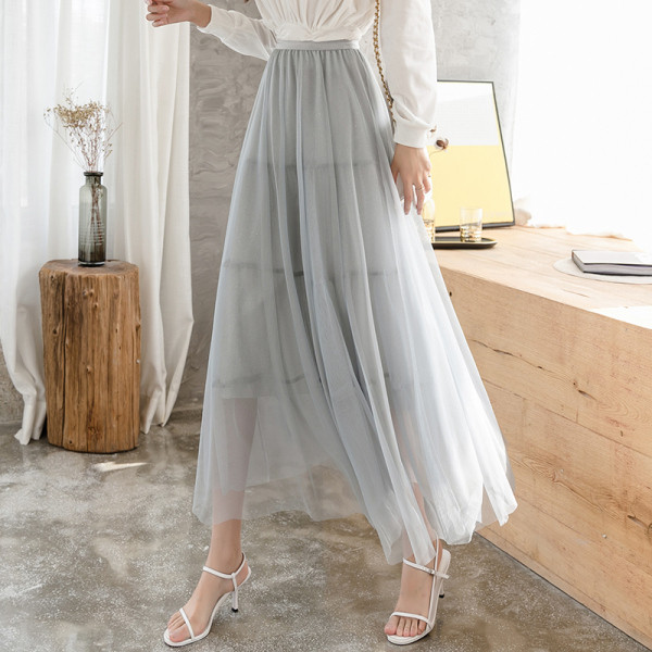 Aktuālie sieviešu svārki ar augstu vidukli un tillu