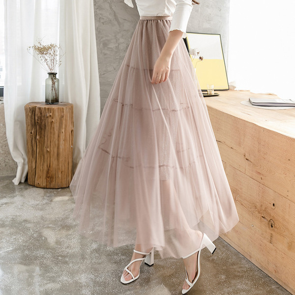 Aktuālie sieviešu svārki ar augstu vidukli un tillu