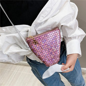 Naujo modelio moteriška rankinė su užtrauktuku ir 3D elementu