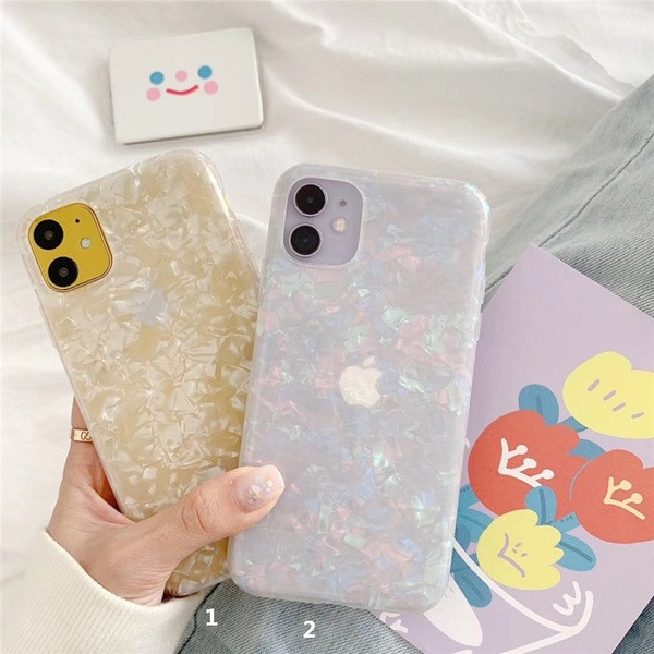 Korpuss iPhone 11 ar spīdīgu efektu