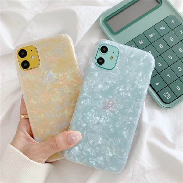 Korpuss iPhone 11 ar spīdīgu efektu