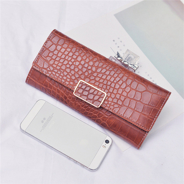 Naiste vabaaja rahakott ökonahast metallist kinnitusega