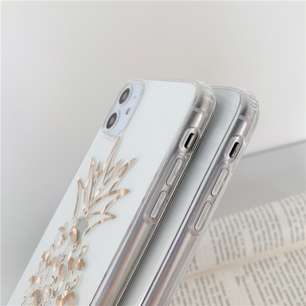 Läbipaistev flamingo ümbris iPhone 11 jaoks