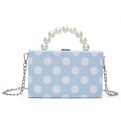 Női mindennapi táska fém lánccal és gyöngyökkel