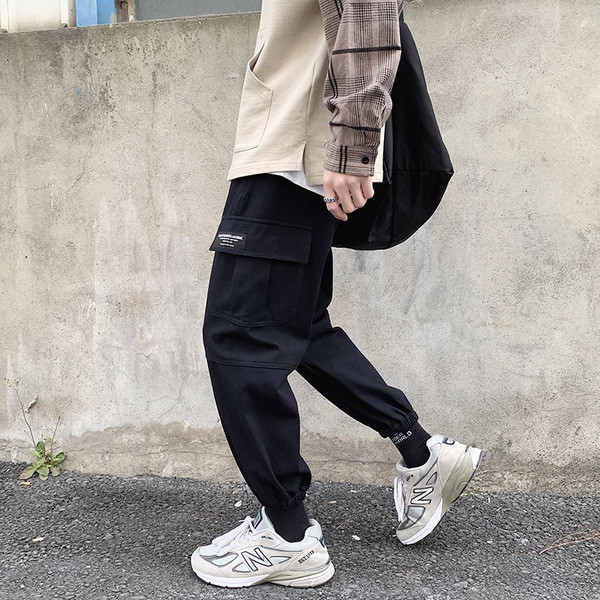 Αθλητικό καθημερινό παντελόνι με πλαϊνές τσέπες