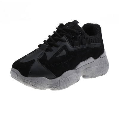 Modernas sieviešu kedas no eko ādas un zamšādas ar raupju zoli un mežģīnēm