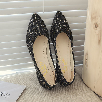 Sieviešu ikdienas rūtaini apavi ar plakanu zoli