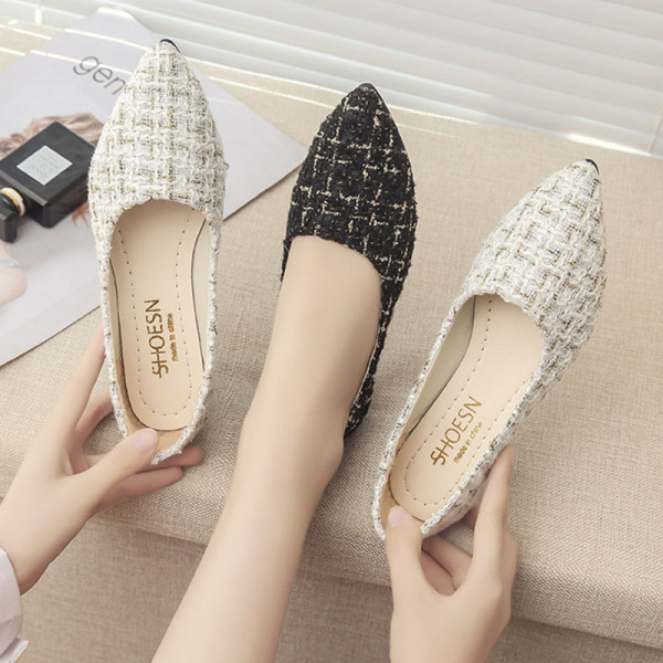 Sieviešu ikdienas rūtaini apavi ar plakanu zoli