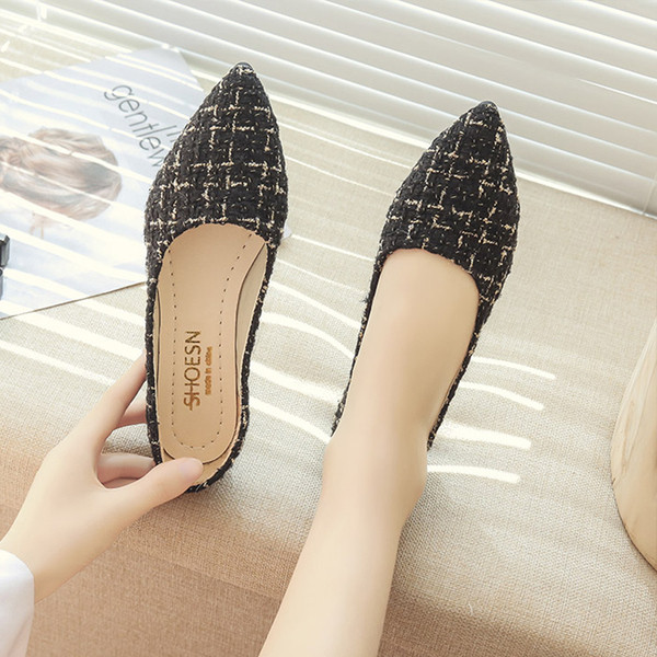 Sieviešu ikdienas rūtaini apavi ar plakanu zoli