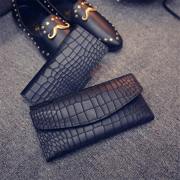 Moderns sieviešu maks no eko ādas dažādās krāsās