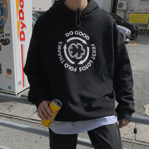 Napi pulóver széles modell kapucnival