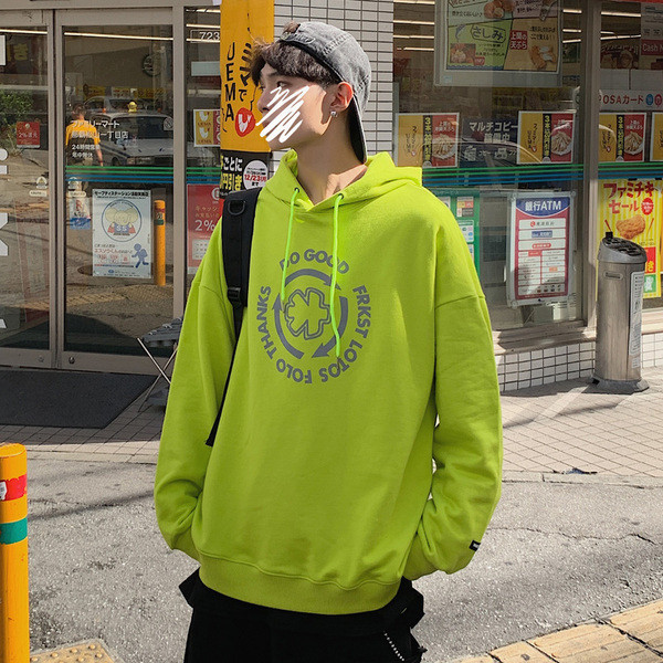 Napi pulóver széles modell kapucnival