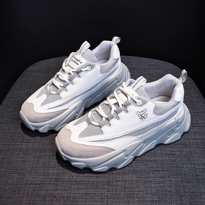 Ανοιξιάτικα γυναικεία παπούτσια  με τραχιά και ψηλά πέλματα