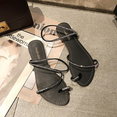 Γυναικεία μοντέρνα σανδάλια με λουράκια και  διακόσμητικές πέτρες - επίπεδη σόλα