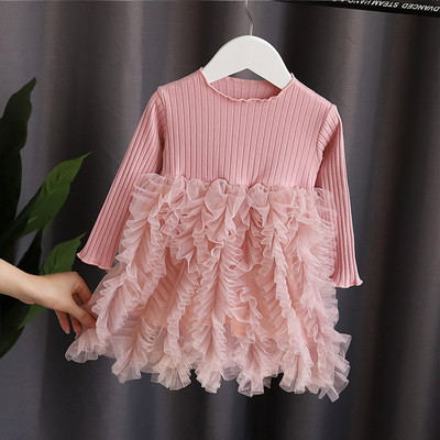 Παιδικό φόρεμα με ωοειδές λαιμόκοψη, μακρύ μανίκι και τυλί