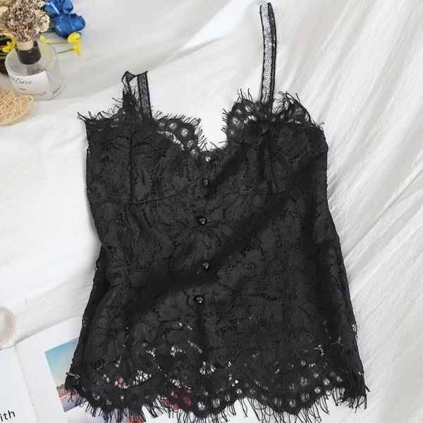 Modernus moteriškas apatinis trikotažas su sagomis ir nėriniais