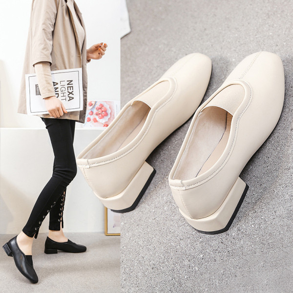 Γυναικεία καθημερινά ανοιξιάτικα παπούτσια με ίσια σόλα