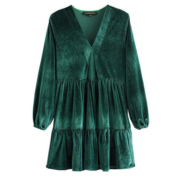 Lühikese lõikega V-kaelusega sametkleit